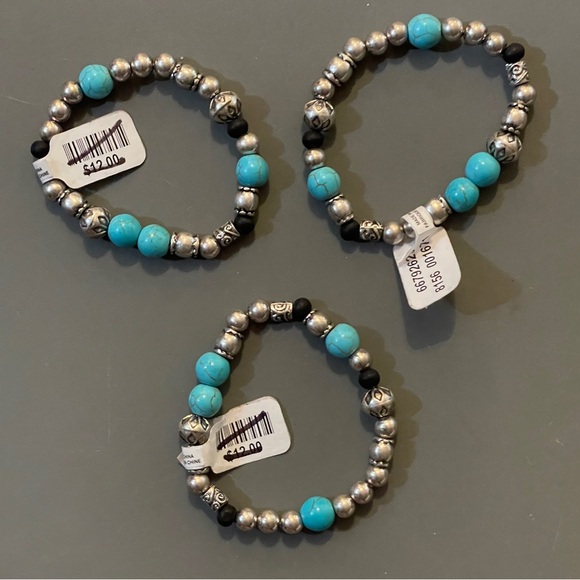 Free People Beaded Turquoise Silver-tone Stretch Bracelets, Lot of 3, NWT! - Picture 2 of 16